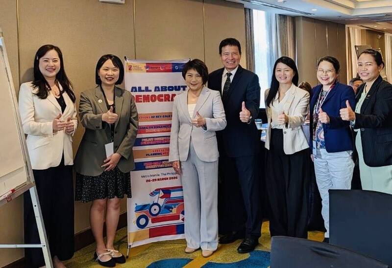 范雲馬尼拉揭台灣民主韌性:經濟脫中數據驚人,無人機成抗中新利器