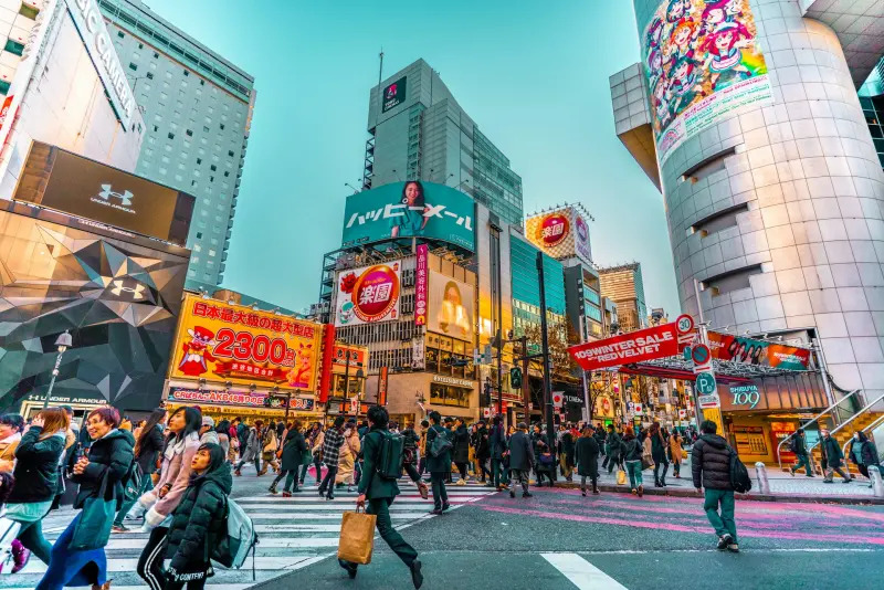 日本外國居民首破400萬大關：勞動力短缺下的國籍與簽證新局