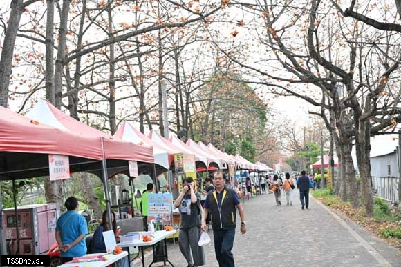 二林木棉花盛開！2026親子樂遊季引爆春日熱情，彰化花海、美食、童玩全攻略