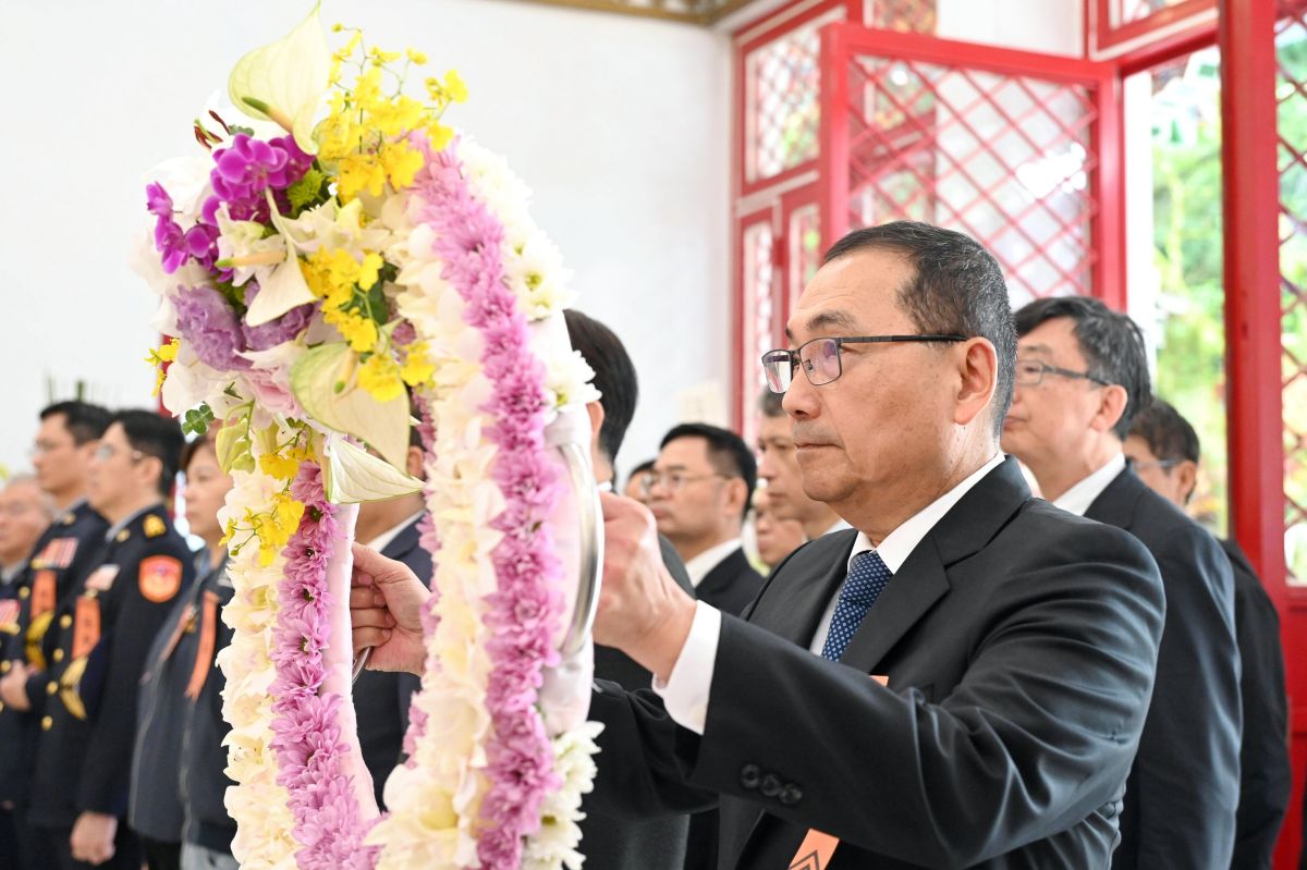 新北春祭追思烈士：侯友宜主祭緬懷英靈，傳承忠勇護國精神