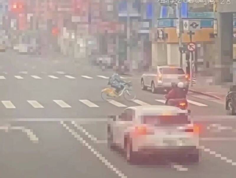 YouBike遺失非失竊?信義區驚魂記:暫停上鎖防堵1.5萬賠償危機!