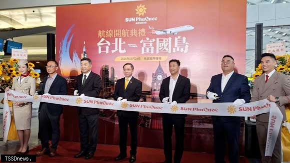 免簽直飛熱潮!太陽富國航空台北富國島首航告捷,88%載客率揭示海島新商機
