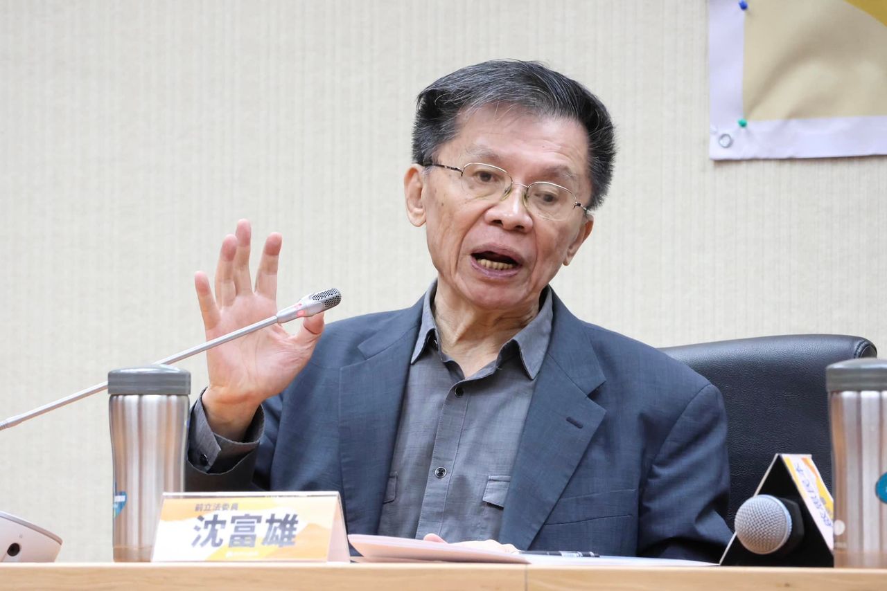 綠營澎湖縣長提名現變數？沈富雄鐵口直斷「一定換人」，藍營新竹縣長初選後續觀察