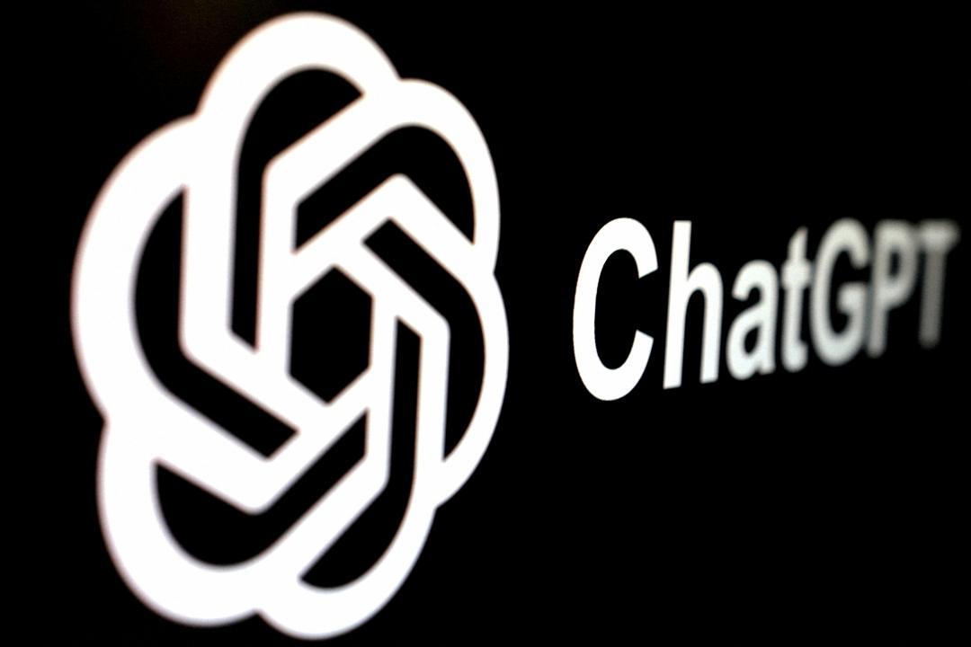 ChatGPT 獨佔優勢動搖?Sora 影片與成人模式雙雙喊停,iOS 27 將迎 AI 新戰局