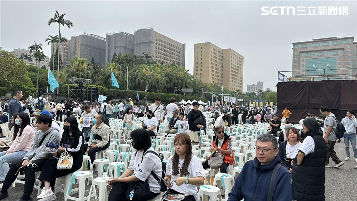 國民黨高層未現身凱道挺柯 林濁水直言:已非小藍而是棄藍