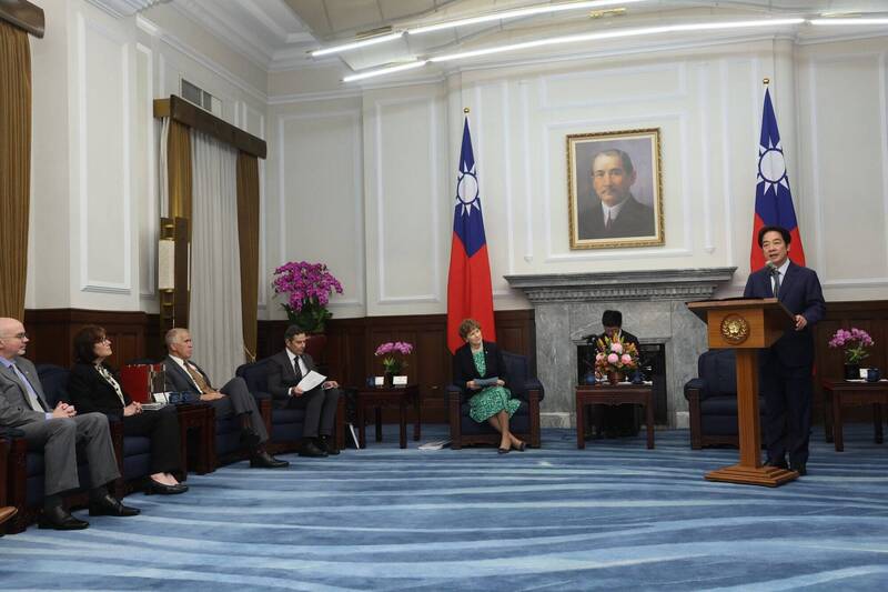 日美議員接力訪台掀波,中國外交部重申紅線,揚言嚴懲古屋圭司並警告美國