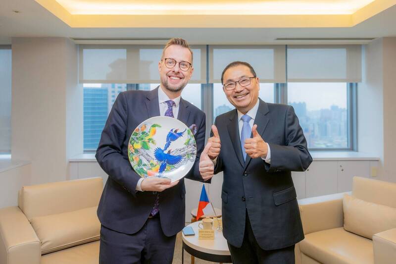 捷克與新北共築國際新橋樑:史坦格代表晤侯友宜,聚焦教育、經貿、文化深度合作