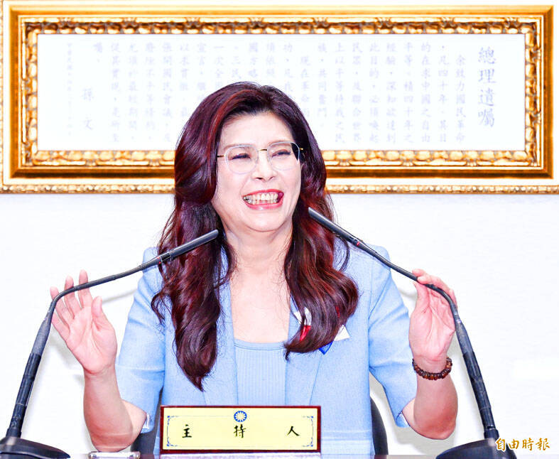 鄭麗文接受習近平訪中邀請:國民黨兩岸交流新篇章,選情與國防預算成焦點