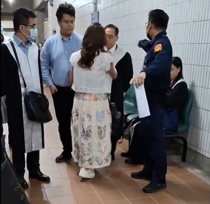 台中法庭暴力事件升級！女子連襲5律師遭起訴 檢方建議續押