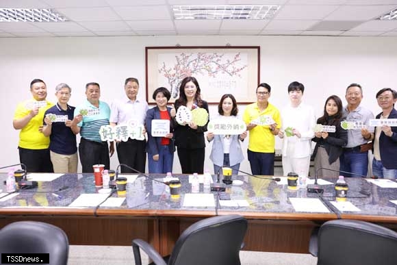 臺東鳳梨釋迦外銷危機 府會農會聯手爭取降稅與通關穩定