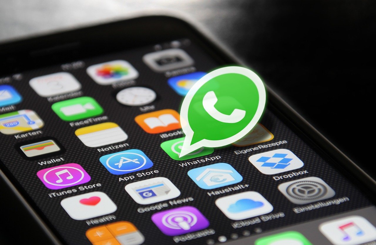 Meta 緊急示警：逾200用戶誤裝偽WhatsApp間諜軟體