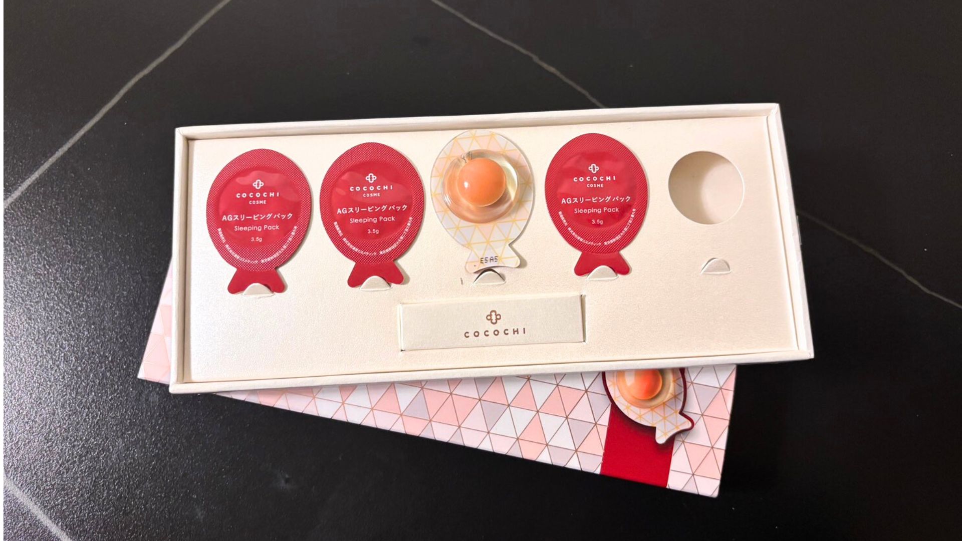 日本COCOCHI小肌蛋晚安面膜實測：5分鐘完成夜間保養，暗沉肌急救首選