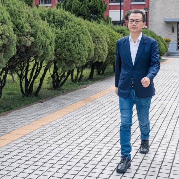 羅智強談鄭習會：兩岸對話與國防建設應並行 呼籲務實面對台海局勢