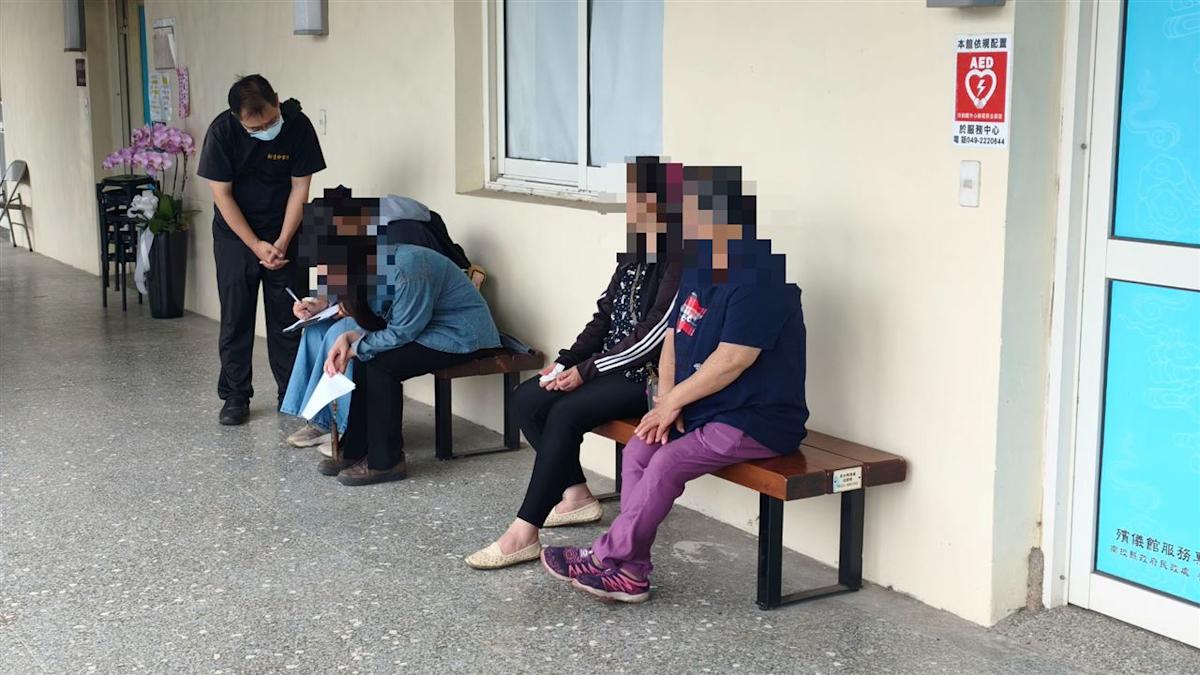 南投兄弟悲劇！壽星兄奪刀防衛誤殺弟後輕生 女兒送蛋糕驚見雙屍