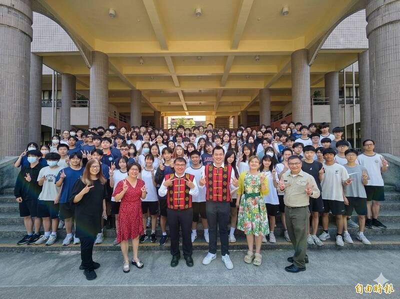 潮州高中「全民原教」創佳績 年產50位原民醫警人才